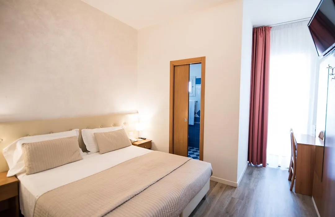 Hotel Touring-1